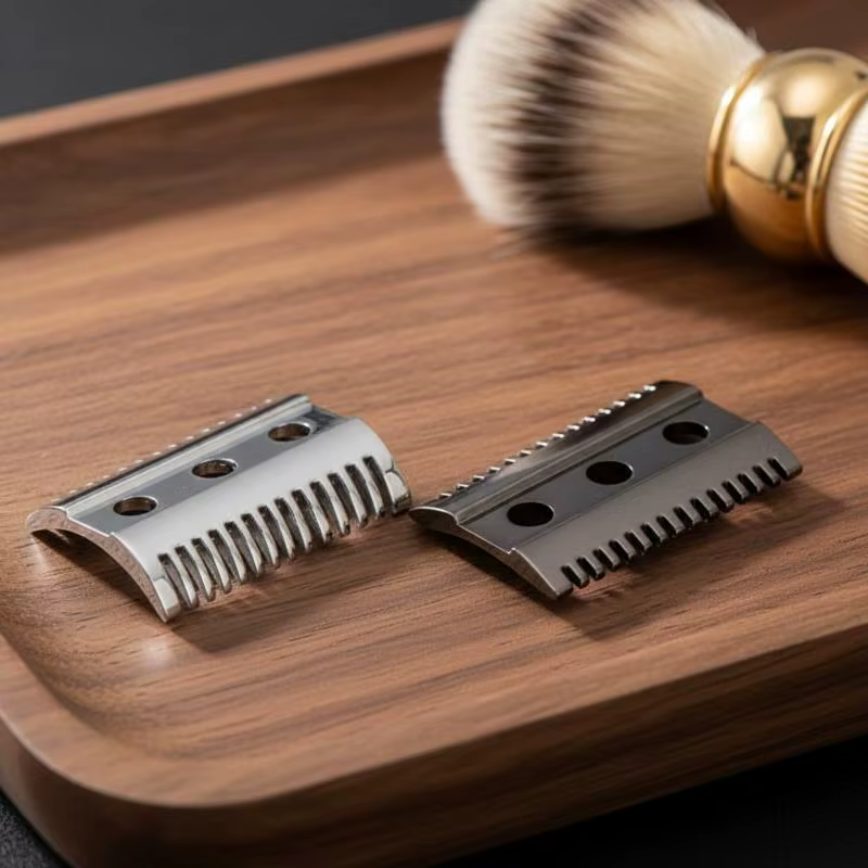 # Tête de rasoir de sécurité inclinée pour homme à double tranchant