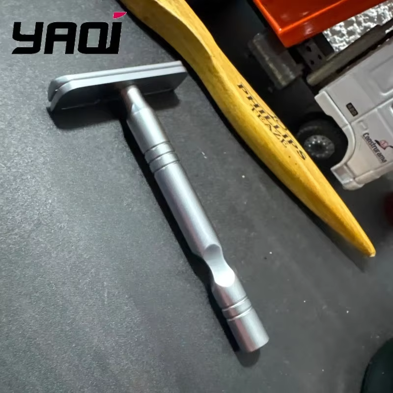 Vente flash ! Rasoir de sécurité pour homme YAQI Matte Chrome Color AC Blade Excalibur à lame simple