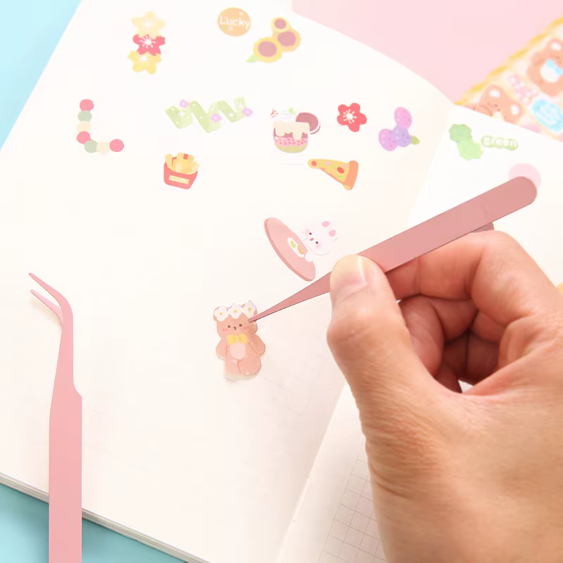 2 pinces à épiler mignonnes à motif de dessin animé