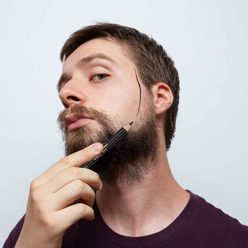 Crayon pour hommes, bord de barbe